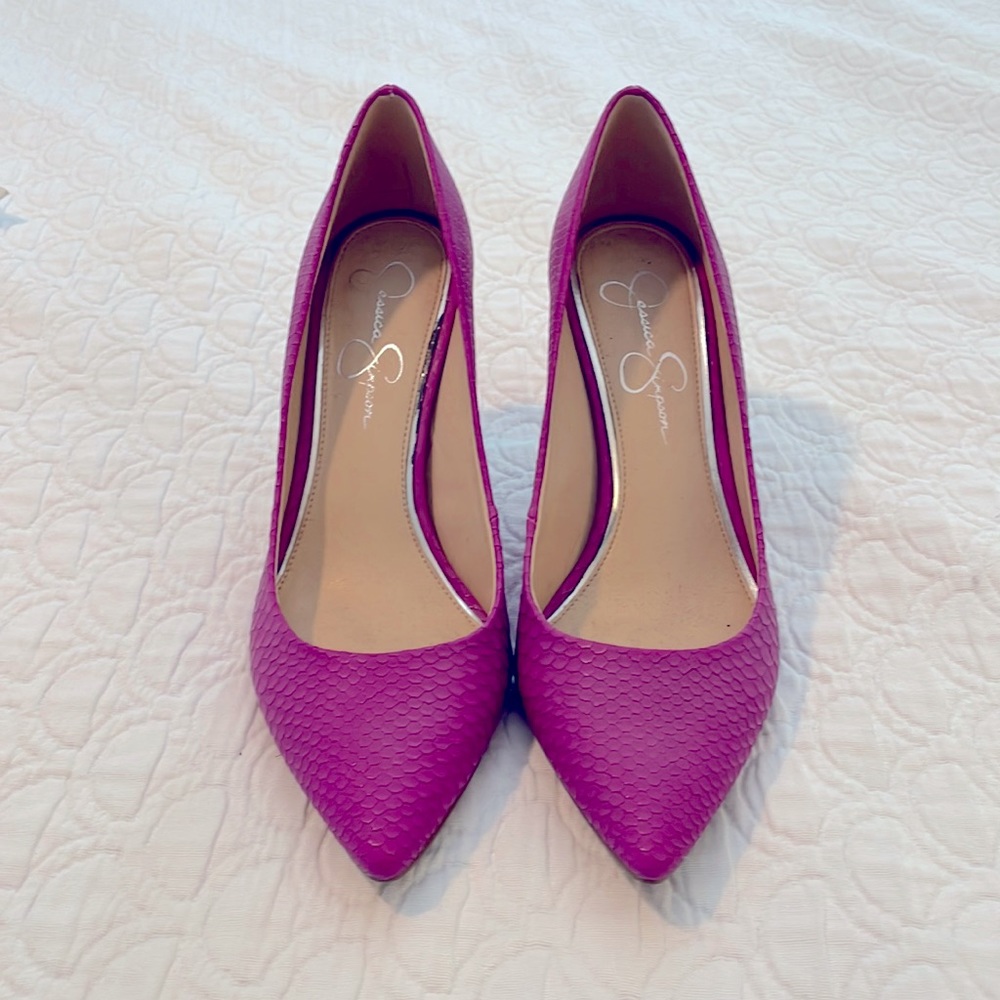 Jessica Simpson Jewel Toned Purple Snake Skin Pumps